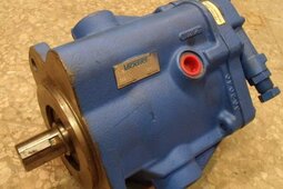 Ремонт гидросистемы Volvo EC210B и Замена сервоуправления